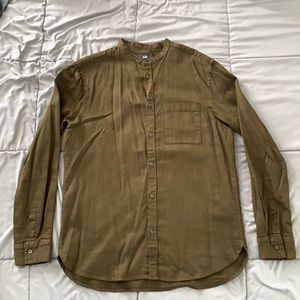 UEC | H&M Collarless Button Down | Medium